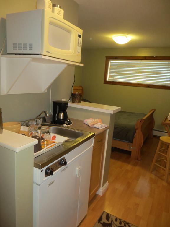 Caruso'S Accommodation แจสเปอร์ ภายนอก รูปภาพ