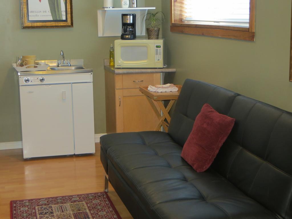 Caruso'S Accommodation แจสเปอร์ ภายนอก รูปภาพ