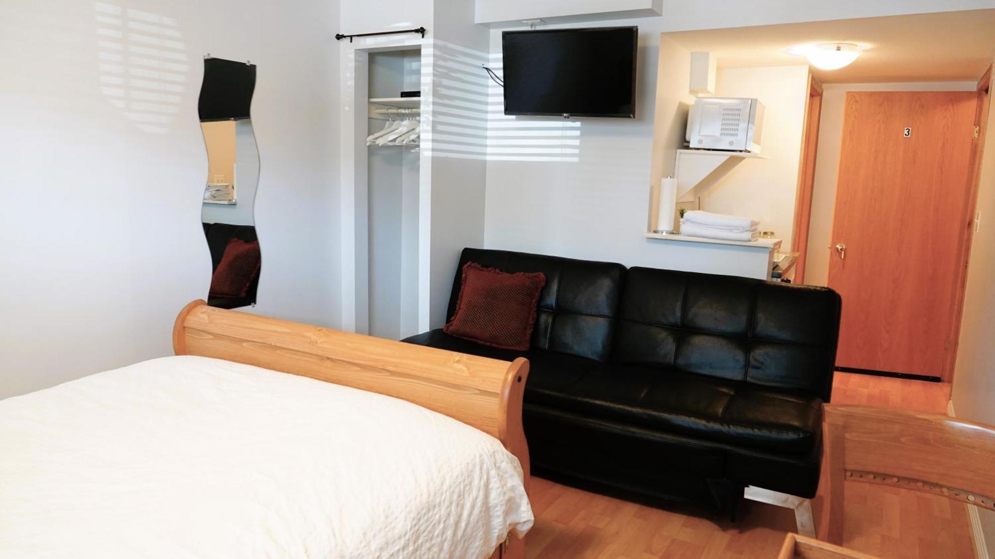 Caruso'S Accommodation แจสเปอร์ ภายนอก รูปภาพ